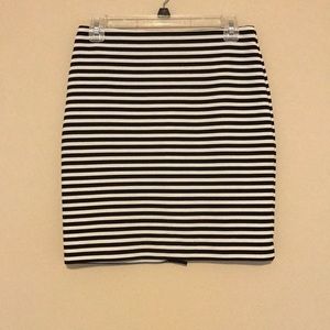 Stripped pencil skirt